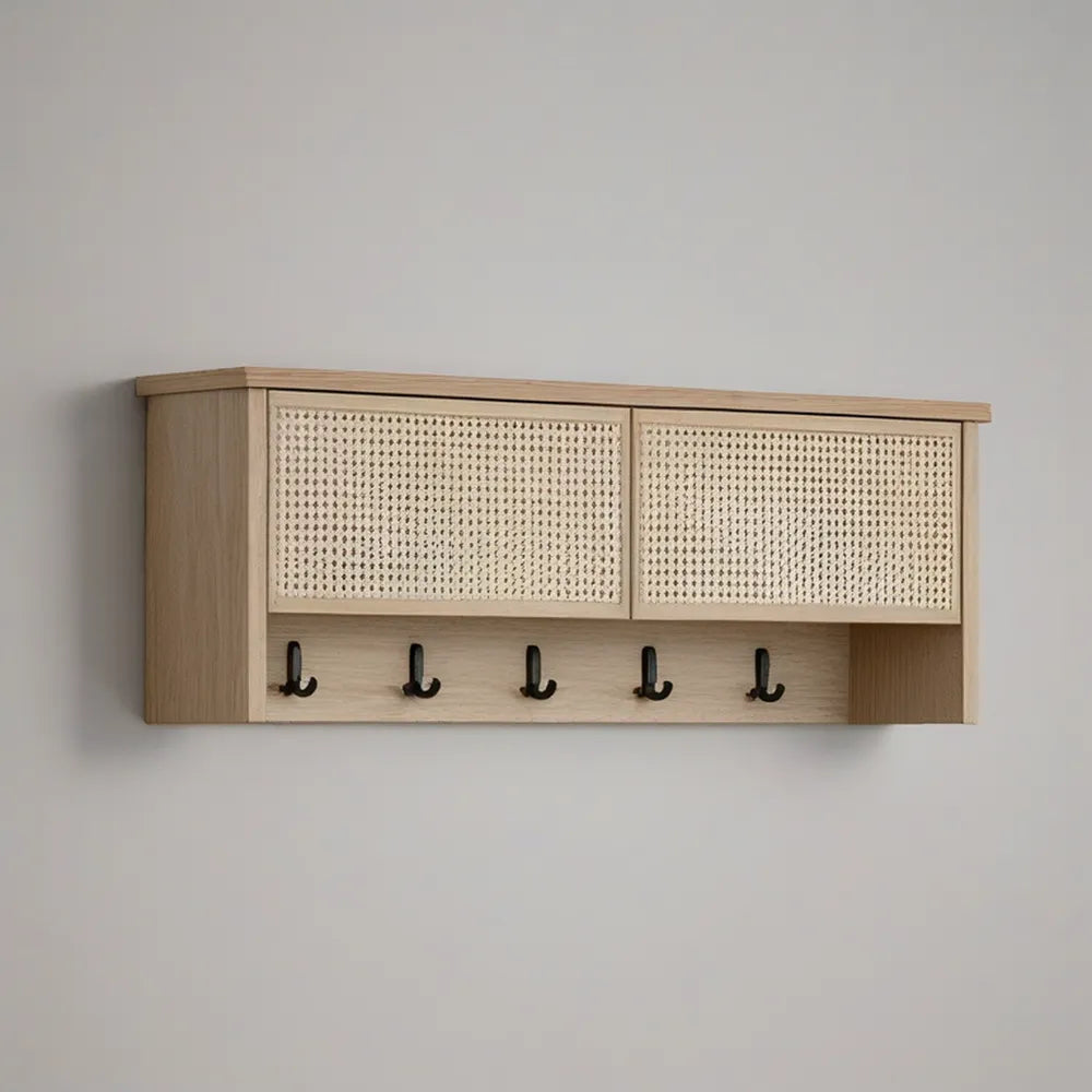 Nástěnná skříňka s ratanovým výpletem a 5 háčky, dekor přírodního dubu, 100 × 35 × 20 cm